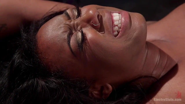 Wild Girl Lisa Tiffian Takes Lesbian Interracial Fuck to New Heights