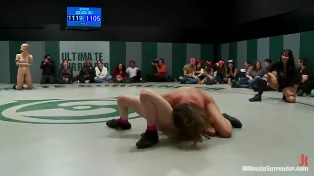 Losers Brutally Fucked by Strapon-Wielding Girls on Tatami Mat