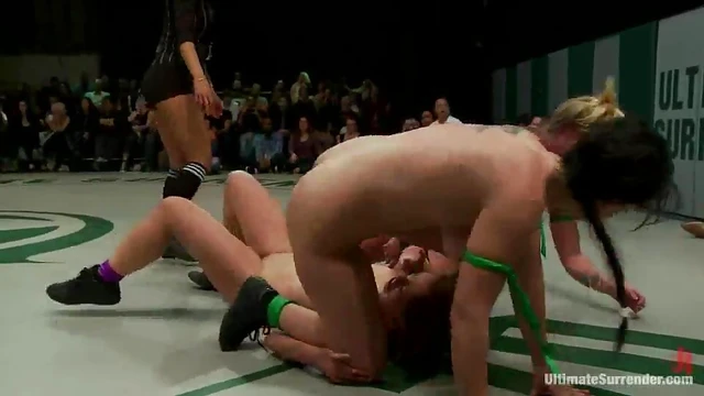 Sexy Lesbians Ignite Passion With Hot Show On The Ring