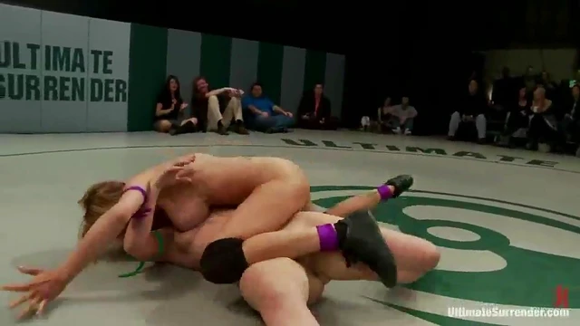 Sexy Lesbians Ignite Passion With Hot Show On The Ring