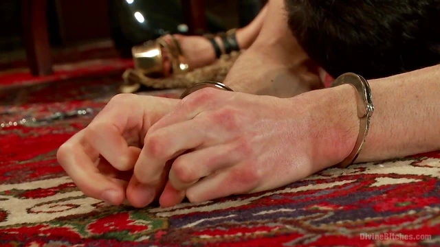 Lorelei Lee Loves Spankings & Strap-on Sex For Ultimate Pleasure