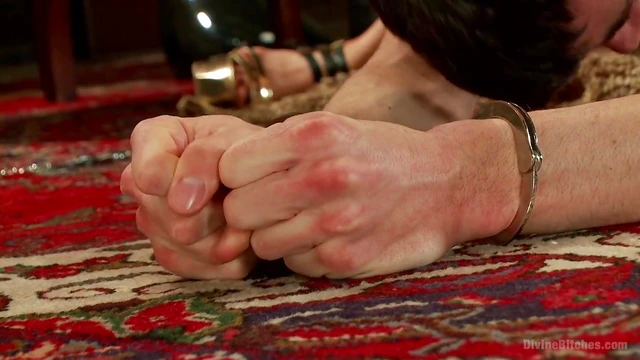 Lorelei Lee Loves Spankings & Strap-on Sex For Ultimate Pleasure