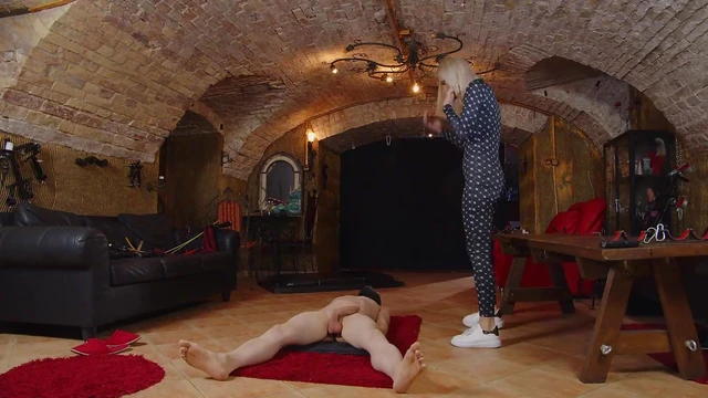 Passionate Mistress Mia Spanks Her Horny Husband for Ultimate Pleasure