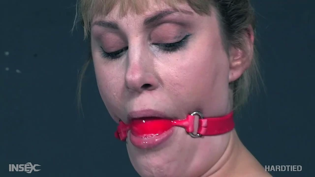 Maxim Laws Submits Hardcore Pussy Pleasure From Dominant Blonde Mistress