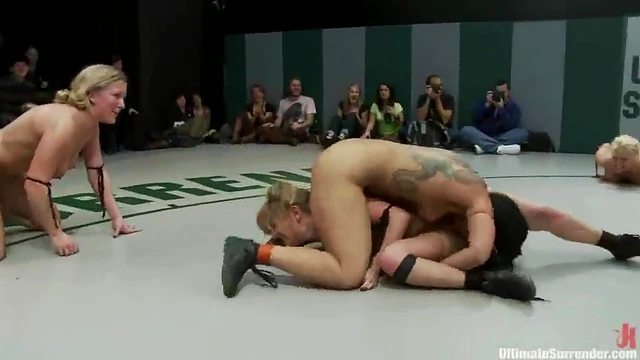 Lustful Chicks Play Hot Strap-on Sex Game on Traditional Tatami Floor