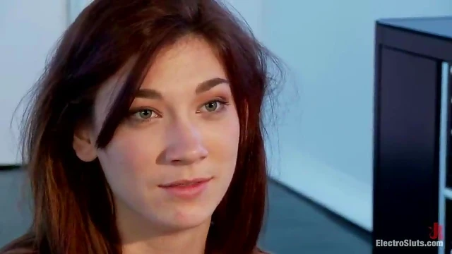 Passionate Brunette Licks Blonde Pussy for Sensual Electrifying Fun