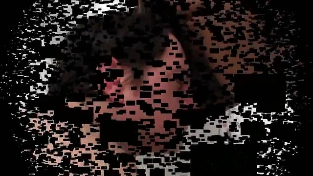 Ebony Temptress Facesplashes Her Juicy Piss in Explicit Showdown