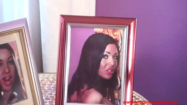 Amateur FemDom Seduces Submissive Guy, Dominates Him Thoroughly