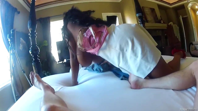 Curvy Ebony Beauty With Big Natural Tits Gets Fucked By White Stud