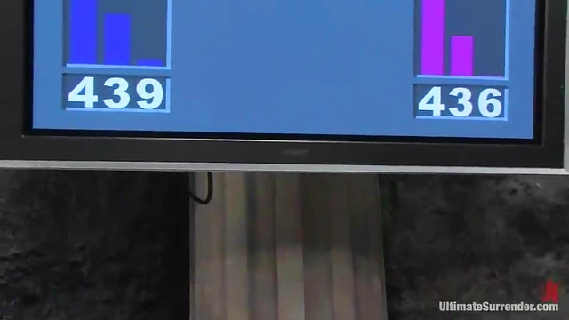 Lusty Girls Wrestle Before Engaging in Scorching Orgasmic Orgy Fun