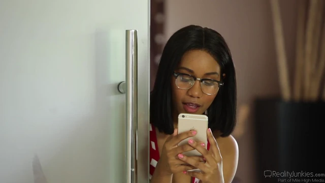 Sultry Ebony Goddess Bends Over for Steamy Interracial Fuck Fest