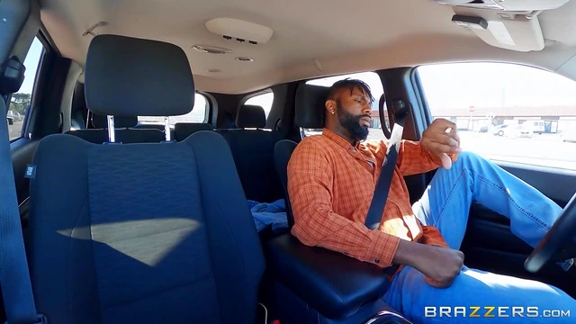 Passionate Black Beauty Osa Loves Riding Thick White Cock Deeply