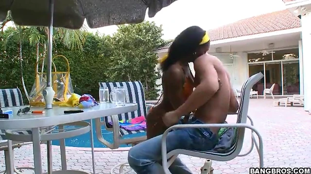 Ebony Babe Seduces Mexican Man by Poolside for Steamy Passionate Sex