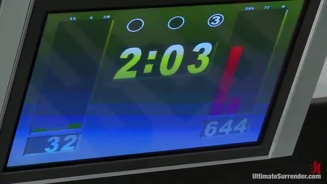 Passionate Fight Ends With Holly Heart Destroying Wenonas Snatch On Tatami Mat