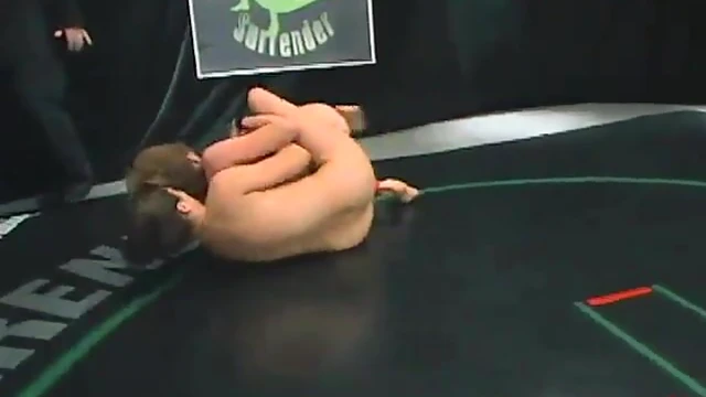 Jessica Battles Princess Donna on Tatami Mat Then Fucks Her With Strap-On