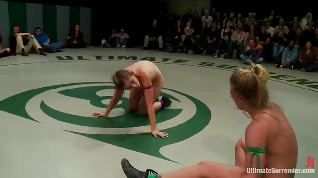 Sizzling Ring Action! Three Steamy Babes Lick & Finger Each Other Passionately