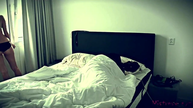 Dominant Mistress Facesits Chastised Submissive Slave Manually