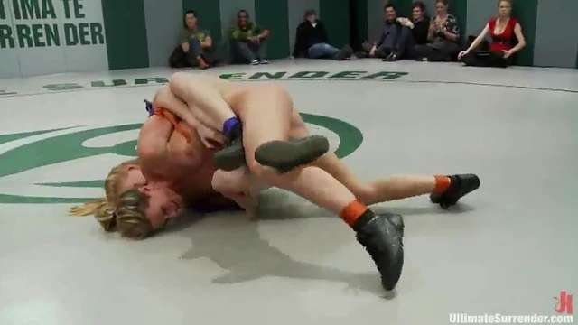 Passionate Lesbians Ami, Ariel & Holly Clash in Erotic Threesome Battle