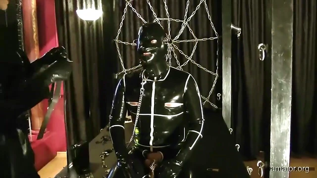 Cheyenne de Muriel Explores Unusual Sex Places for Ultimate Kinky Pleasure