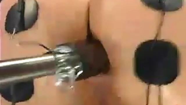 Sizzling Leah Luv Gets Snatch Pounded & Fisted by Naughty Sex Machine