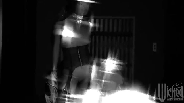 Hot Lesbians Christina & Kaylani Ignite Passion In Steamy Bedroom Romance