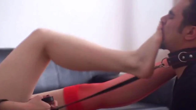 Seductive Foot Worship Fantasy Unfolds in Extreme BDSM Dominance Ritual