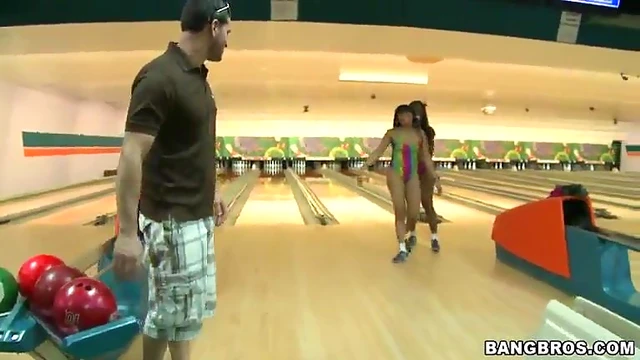 Big Bootied Ebony Queen Gets Her Ass Nailed Hard by White Cock Masterpiece