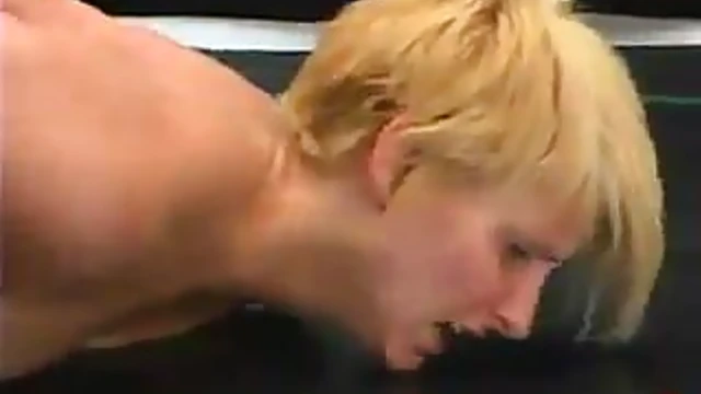 DragonLily Fucks Hot Blonde Vendetta After Struggling on Tatami Rug