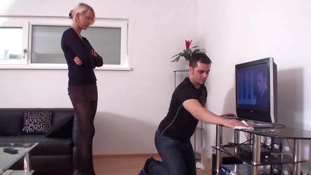 Arrogant Brat Princess Skips Homework for Steamy Bedroom Adventure