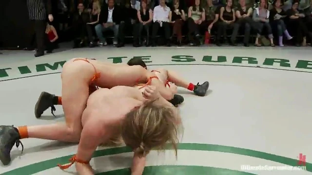 Sizzling Night With Three Horny Babes Ripping Each Other Apart Wildly