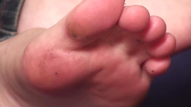 Teen Brat Gets Naughty With Dirty Feet Licking Fantasy Playtime