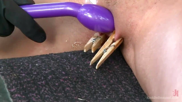 Kinky Lesbians Explore Desires Outdoors with Passionate Pleasure Exchange