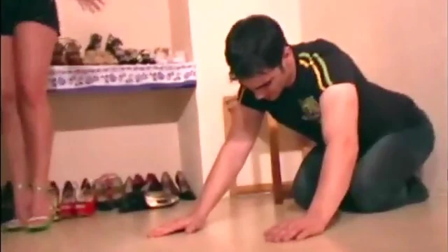 Seductive Femdom Goddesses Dominate Men With Their Seductive Feet