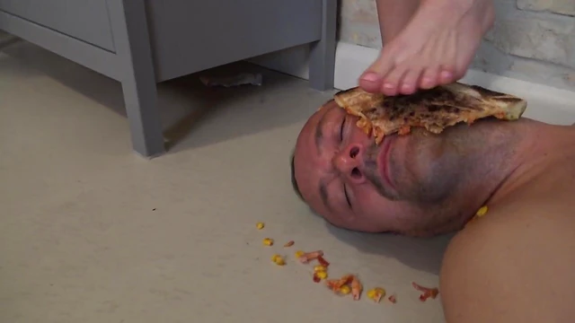 Sexy Feet Show Off In Hot Socks While Feeding Her Lover's Face