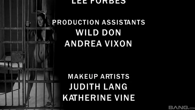 Cassandra Nix & Jenna Rose Spank Asses Hard Before Steamy Sex Action