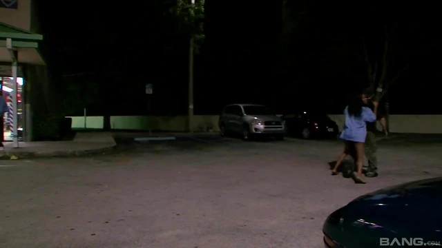 Toni Sweets Gets Her Wet Pussy Fucked Hard by Barber's Cock