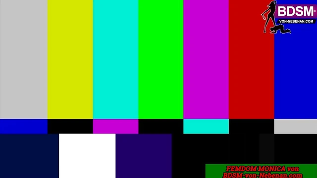 Sultry MILF Dominates Submissive Slave in Amateur BDSM Seduction Scene