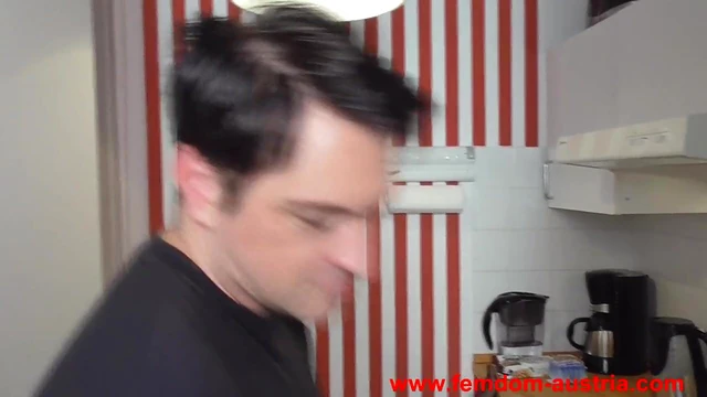 Princess Nicole's Pimp House Slave Gives Ultimate Pleasure Showdown