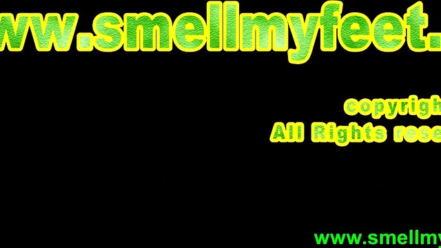 Sensual Stinky Feet Arousal: Kinky Smell Fetish Playtime Heat Wave