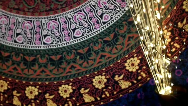 Dark Angel Cumming For Viewers While Blowing White Cock Deeply