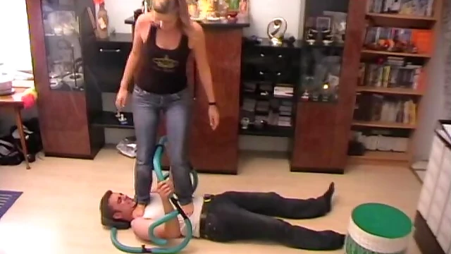 Fitness Goddess Tramples Hard While Working Out Seductively