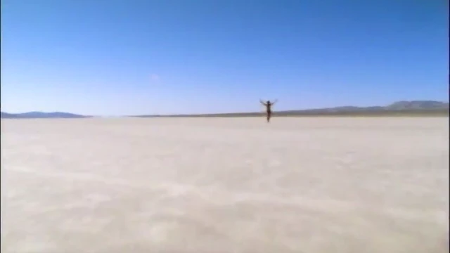 Neferteri Shepherd's Juicy Ebony Body Tempts in Desert Nakedness