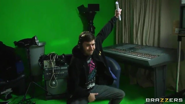 Sizzling Ebony in Nylon Stockings Gives Epic Blowjob Then Takes It Deep