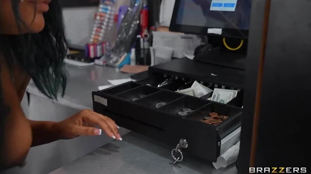 Hot Interracial Threesome Action With Seductive Babes Jordyn Falls & Gaby