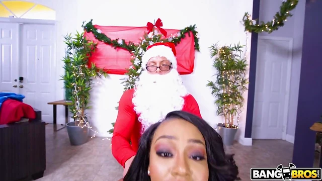 Guy's Monster Cock Drills Hot Big-Ass Model Mimi Thoroughly