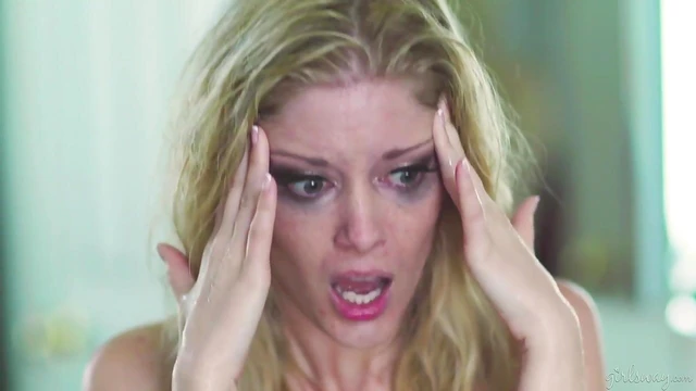 Sizzling Kira Noir & Jade Baker Enjoy Mutual Pussy Eating Action