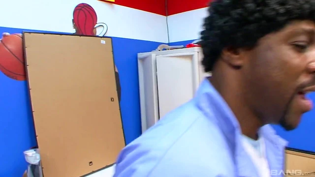 Seductive Ebony Beauty Enjoys Passionate Fucks from Barber Without Mercy