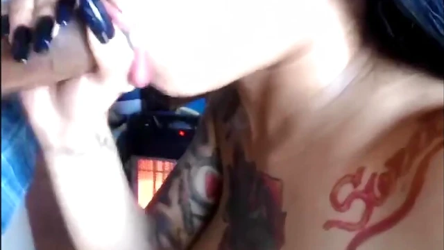 Steamy Ebony Chick Delivers Hot Jerk Off & Blowjob Satisfaction