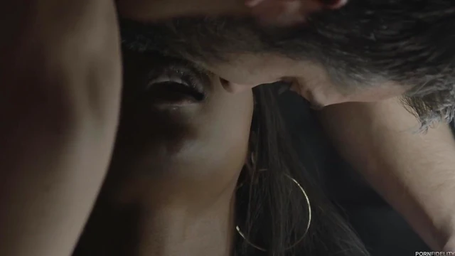 Ana Foxxx's Ebony Curves Drive Kinky Guy Wild With Desire Every Time