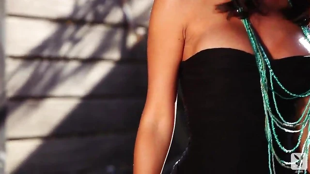 Seductive Amina Malakona Teases Her Sensual Ass & Natural Tits On Camera